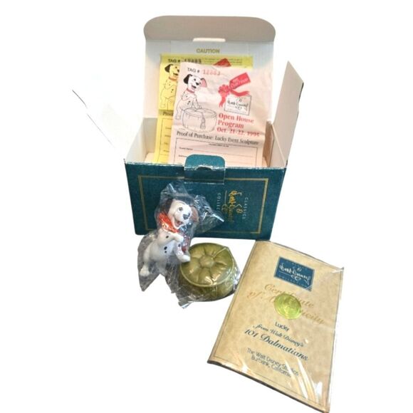 NIB WALT DISNEY CLASSIC COLLECTION 101 DALMATION LUCKY SPECIAL EDITION ORNAMENT - Picture 2 of 4